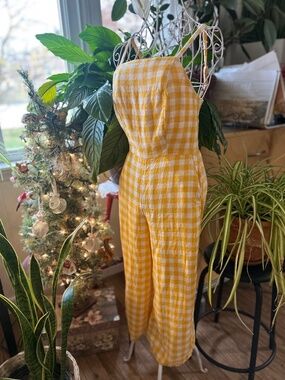 Old Navy yellow gingham jumpsuit
